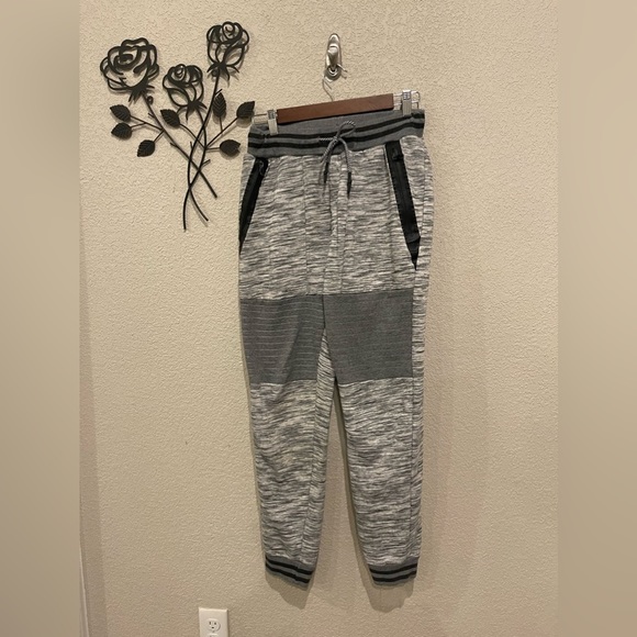 Ring of Fire Other - Ring of Fire Men’s Pants Joggers Size Small Gray Joggers with Zipper Pockets